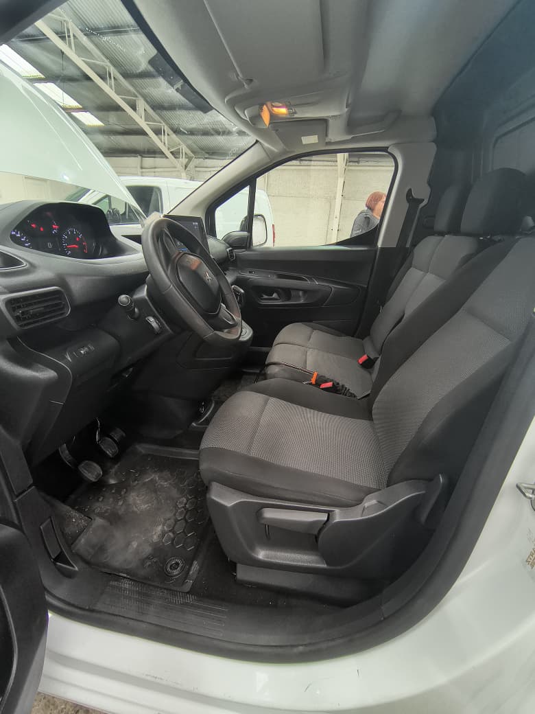 Peugeot Partner L2 — foto 17 de 25